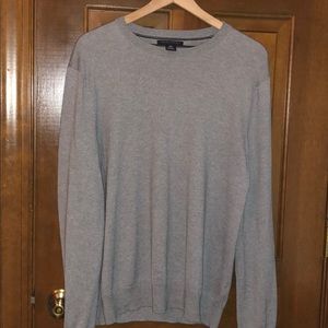 Men’s large gray sweater banana republic